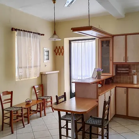 Veneta's House Holiday home Neromilos